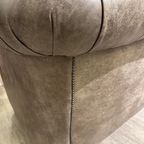 Prachtige Xl Chesterfield 3,5 Zits Bank Vintage Taupe Bruin Leer thumbnail 5