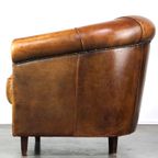 Begeerlijke Vintage Schapenleren Clubfauteuil Met Een Geweldig Patina thumbnail 6