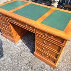 Klassieke Engelse Schrijftafel, Bureau, Desk, Met Lederen In thumbnail 4