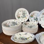 Boch La Louvière Servies – 65-delig Majolica. thumbnail 3