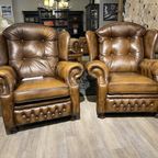 2 X Engelse Chesterfield Fauteuils Suzanne Tabacco Bruin Leer thumbnail 9