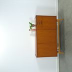 Teak Kast Met Schuine Poten En Lades Uit Zweden thumbnail 2