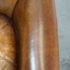 Clubfauteuil Gemaakt Van Schapenleer Met De Mooiste Kleuren En Een Prachtig Patina thumbnail 9