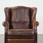 Karakteristieke En Comfortabele Schapenleren Oorfauteuil Met Een Prachtig Patina thumbnail 3