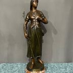Eugene Marioton (Frans, 1857-1893). Bronzen Beeld Op Marmeren Voetstuk "Jeanne D'Arc". thumbnail 4