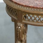 Antieke Franse Ronde Brocante Bijzettafel Met Een Goudkleurig Houten Frame thumbnail 7