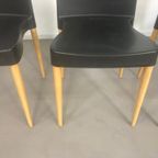 24 X Sintesi Stapelbare Kunstof Met Houten Poten Stoelen Italiaans Design thumbnail 7