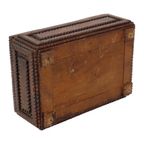 Antieke Houten Tramp Art Doos Trinket Folk Art Uniek Stuk thumbnail 5