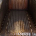 Unieke En Tijdloze, Exclusieve Rundleren Delta Chesterfield Aviator Fauteuil Met Een Mooie Kleure thumbnail 6
