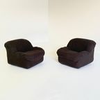 Caprice Fauteuils In Donkbruin Door Henning Korch Voor SWAN thumbnail 6