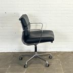 Vitra Ea 217 Soft Pad Bureaustoel thumbnail 10
