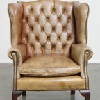 Luxe Rundleren Chesterfield Oorfauteuil Met Mooie En Sierlijke Pootjes thumbnail 3