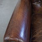 Klassieke En Comfortabele Generfde Cognac Kleurige Rundleren Chesterfield Fauteuil/ Armchair thumbnail 9