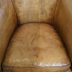 Tijdloze En Stijlvolle Schapenleren Clubfauteuil Met Prachtige Kleuren En Goed Zitcomfort thumbnail 5