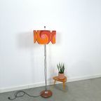 Jaren 70 Vloerlamp Met Gekleurde Kap En Fineer Voet thumbnail 14