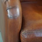 Luxe Cognac-kleurige Schapenleren Armchair Met Ronde Vormen En Een Uniek Design thumbnail 10
