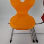 2 Stoelen. Design Verner Panton thumbnail 9