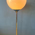Guzzini Space Age Floor Lamp With White Acrylic Glass Shade thumbnail 4
