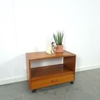 Deens Teak Design Dyrlund Kast Lp Tv Meubel Op Wielen thumbnail 10