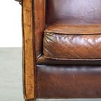 Uitnodigende Oorfauteuil Van Hoogwaardig Cognac Kleurig Schapenleer In Engelse Stijl thumbnail 10