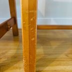 Set Van 4 Vintage Massief Grenenhouten Stoelen Met Biezen Zitting thumbnail 13