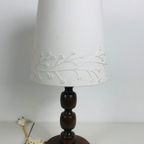 Houten Lamp Met Witte Geborduurde Kap thumbnail 3