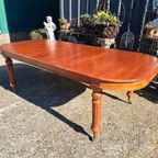 Prachtige Klassieke Ovale Houten Tafel Met Decoratieve Pote thumbnail 5