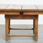 Karaktervolle, Prachtige En Praktische Vierkante Antieke Eettafel Gemaakt Van Iepenhout thumbnail 7