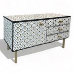 Vintage Dressoir Bekleed Met Hicks Hexagon Van Cole And Son thumbnail 4