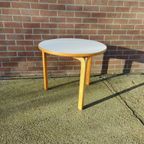 Alvar Aalto Stijl Tafel Rond Design thumbnail 2