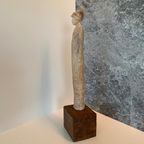 Minimalistische Beelden In Chaffart-stijl thumbnail 5