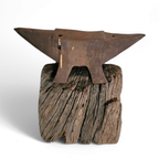 19th Century Blacksmith's Anvil On The Original Tree Stump Pedestal thumbnail 3