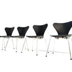 Set Van 4 Vlinderstoelen Van Arne Jacobsen Voor Fritz Hansen thumbnail 7
