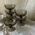 Vintage Feestelijke Coupe Glazen In Rookglas Set thumbnail 2