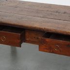 Charmante En Praktische Antieke Franse Salontafel Met Opvallende Kleuren Een Mooi Patina thumbnail 13