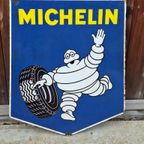 Stoer En Groot Dubbelzijdig Emaille Bord Van Michelin. thumbnail 2