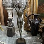 Art Nouveau Bronzen Beeld. Gesigneerd D. Chiparus. thumbnail 6
