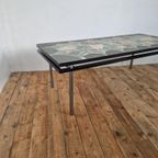 Mid Century Natuurstenen Tafel Met Zwevend Blad Design. thumbnail 2