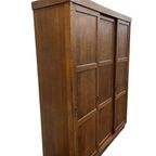 Vintage Industriële Houten Kast Met Schuifdeuren thumbnail 3