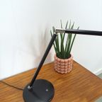 Zwart Metalen Kantelbare Bureaulamp Met Chromen Details thumbnail 5