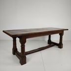 Massief Engelse Eikenhouten Eettafel – 20e Eeuw Met Prachtige Nerf En Patina thumbnail 3