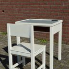 Ouderwets Tafeltje Met Stoeltje Van Hout Erg Brocante thumbnail 3