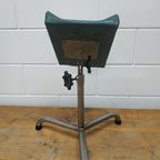 Vintage Industriële Pedicure Beensteun (Ook Voor Manicure Te Gebruiken) thumbnail 9