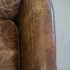 Statige En Comfortabele Generfde Rundleren Armchair Met Een Tijdloos Design En Een Mooie Kleur thumbnail 8
