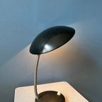 Kleine Zwarte Metalen Bureaulamp In Bauhaus-Stijl thumbnail 5