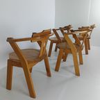 Set Van Vier Brutalistische Stoelen Met Armleuningen thumbnail 12