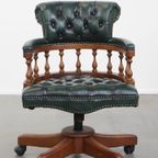 Stijlvolle Functionele Rundleren En Houten Donkergroene Chesterfield Bureaustoel Op Wieltjes thumbnail 3
