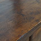 Elegante Vroeg 18e Eeuwse Antieke Engelse Ladekast/ Commode Gemaakt Van Eikenhout Met 5 Lades thumbnail 12