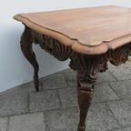 Antieke Notenhouten Barok Tafel Met Gesculpteerde Onderstel thumbnail 4