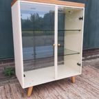Vintage Kastje Met Glas Retro Design Vitrinekast Pootjes thumbnail 17